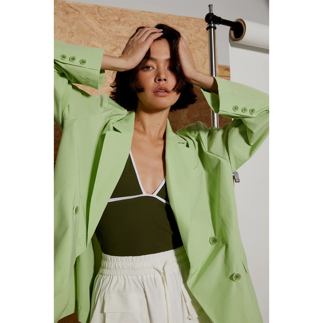 晶咕黑标轻薄长袖西装外套女夏季宽松气质西服JG11230144