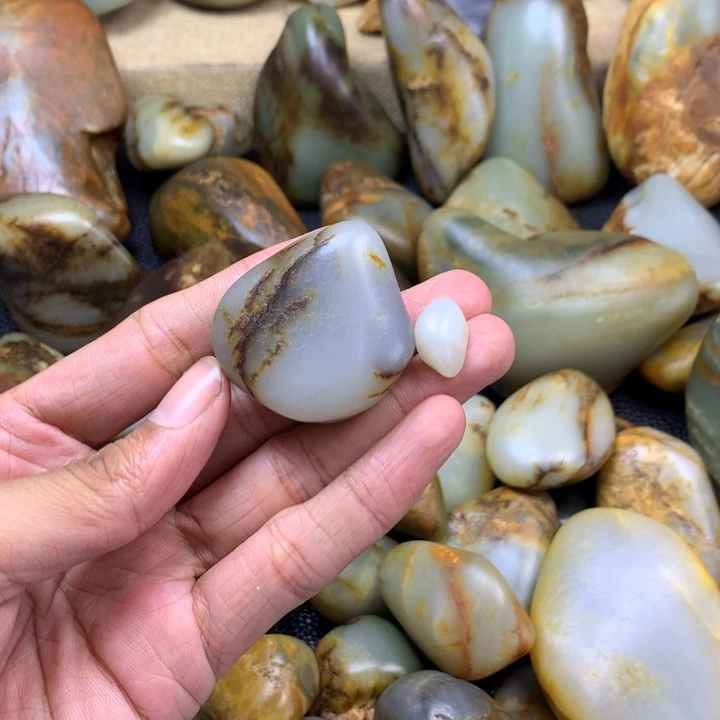 枯***鸭和田玉未镶嵌挂件