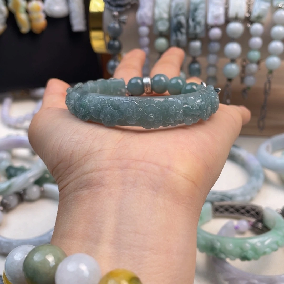 D***梦翡翠未镶嵌手链手镯
