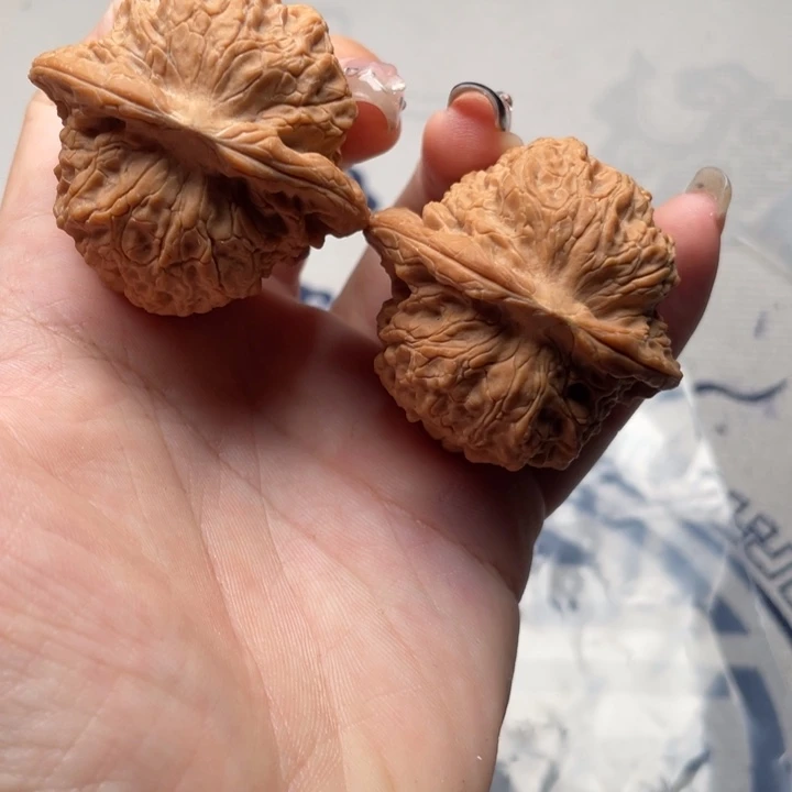 大***張把件文玩核桃血麒麟42