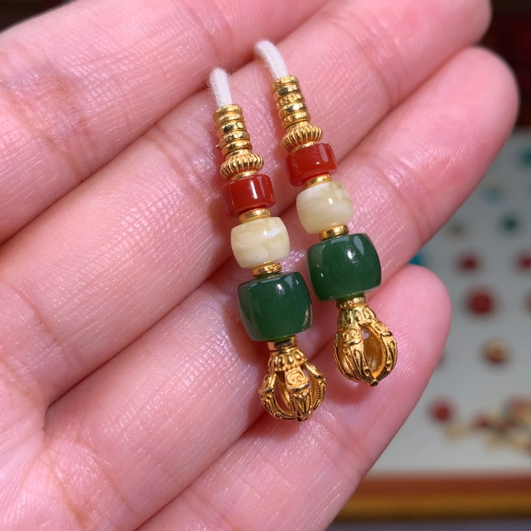 南红玛瑙未镶嵌颈饰