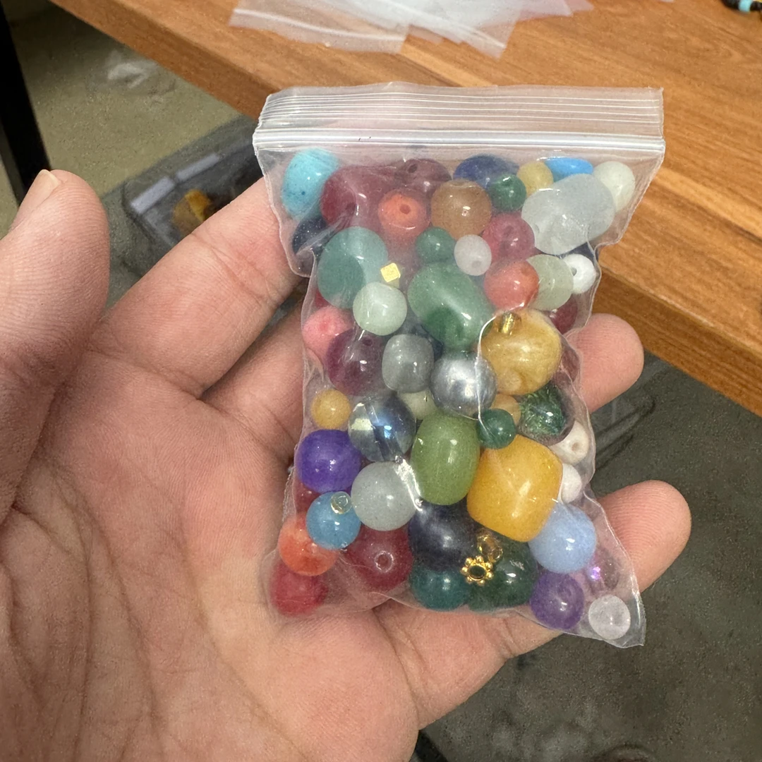 树脂手链 料器文玩萌件散珠diy散珠 塑料散珠多样性发货一袋