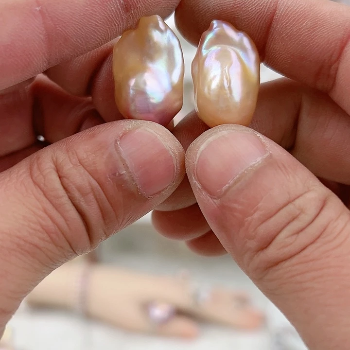 银S925镶嵌耳饰淡水珍珠