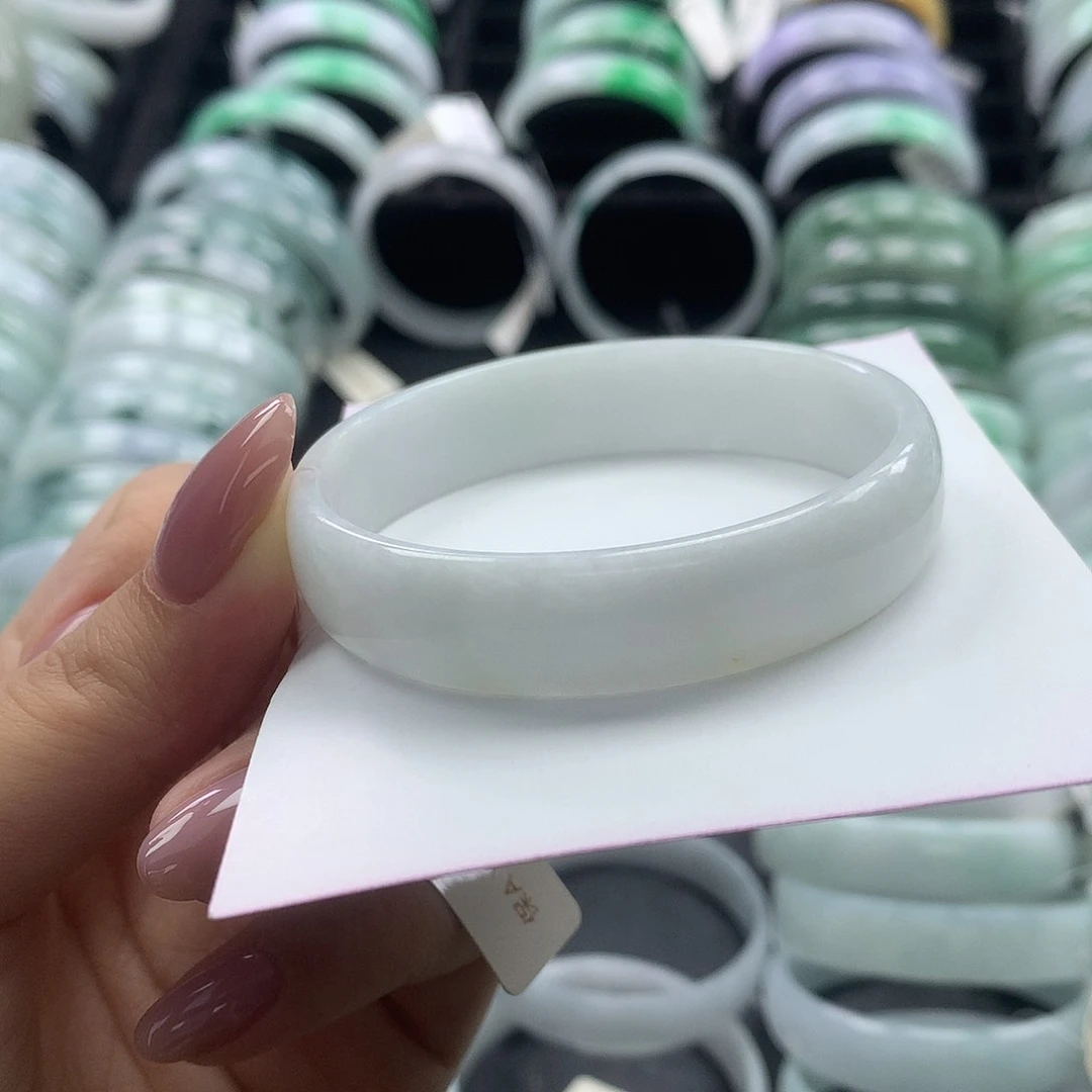 未镶嵌手镯翡翠公主