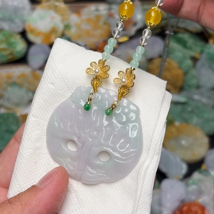 翡翠颈饰未镶嵌吊坠