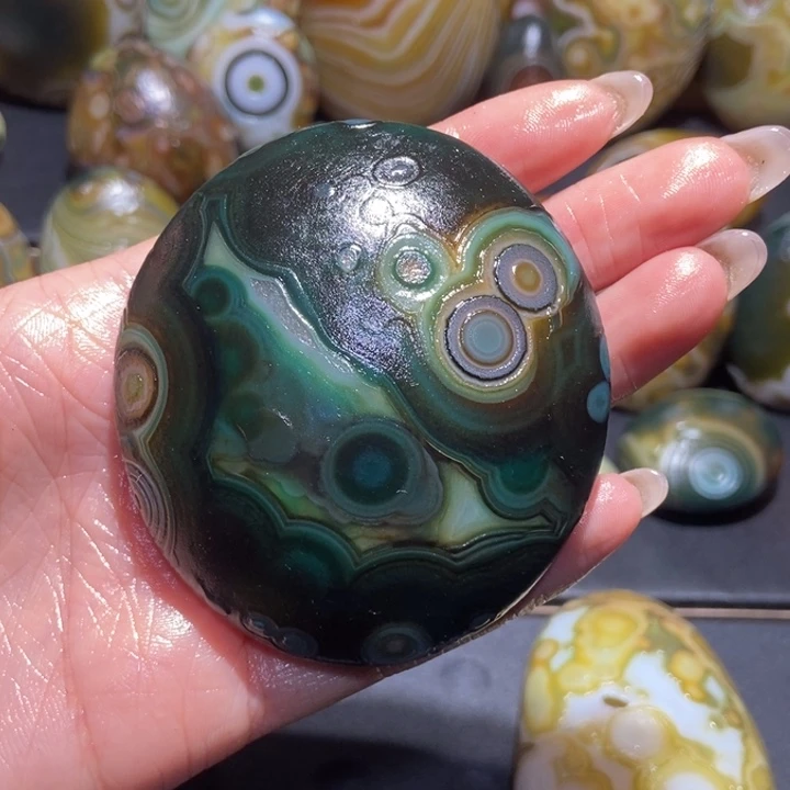 【闪购商品】未镶嵌玛瑙/玉髓珠宝奇石z z