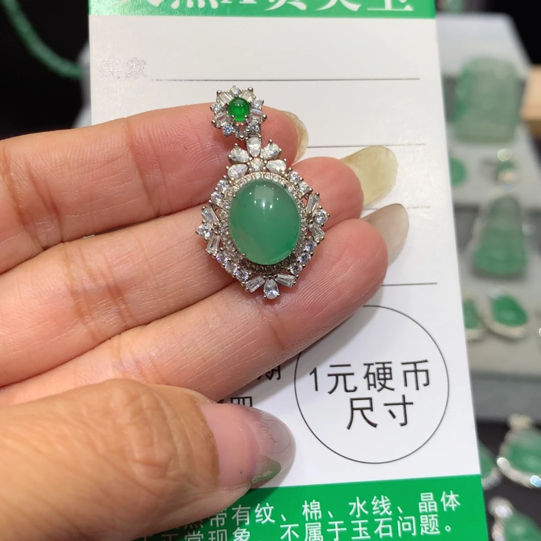 颈饰银S925镶嵌石英质玉