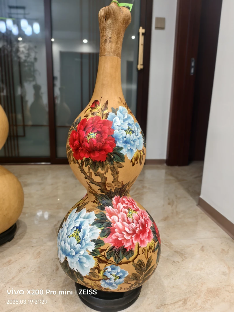 智静彩绘葫芦作品