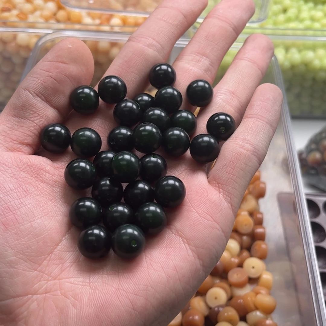 【闪购商品】白玉菩提吊坠q12/100+20颗帝王绿