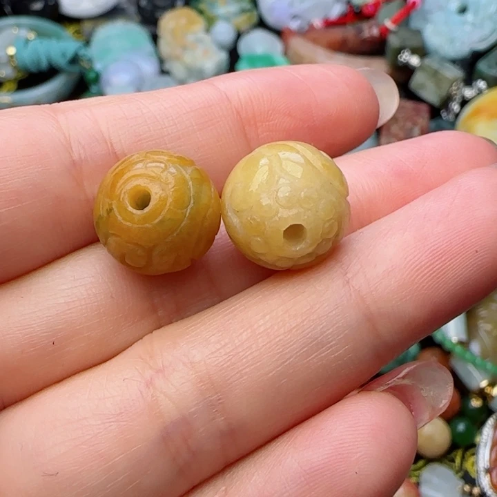 翡翠颈饰未镶嵌家***兽天然A货