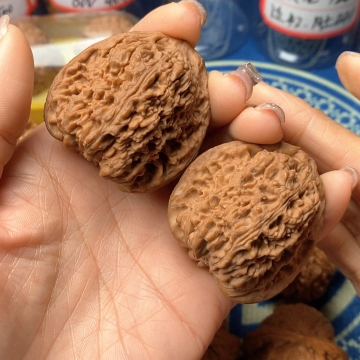 桃核吊坠南疆石44全品