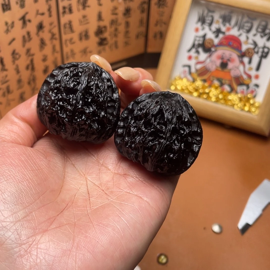 核桃地闷白狮子39尺