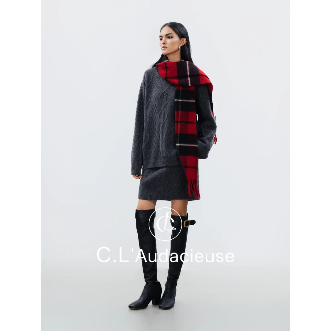 C.L'Audacieuse 软糯保暖菱格纹针织套装 CL25C735