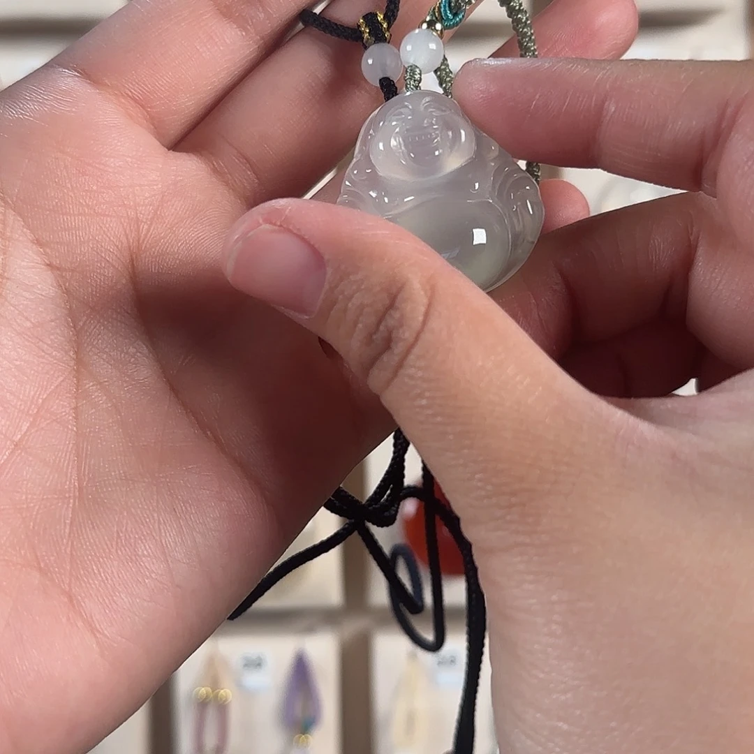 灵***空玛瑙/玉髓未镶嵌颈饰