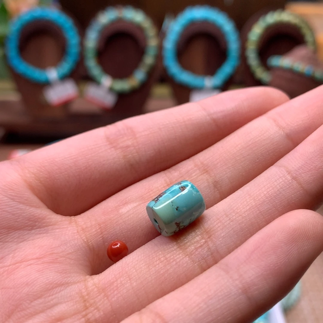 南红玛瑙配饰未镶嵌