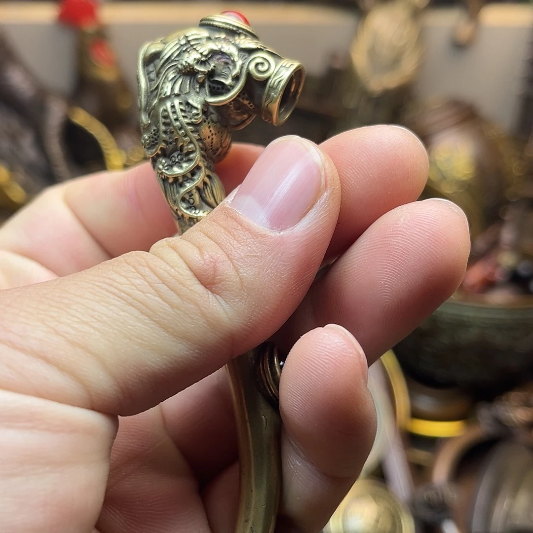 精美铜器工艺品等
