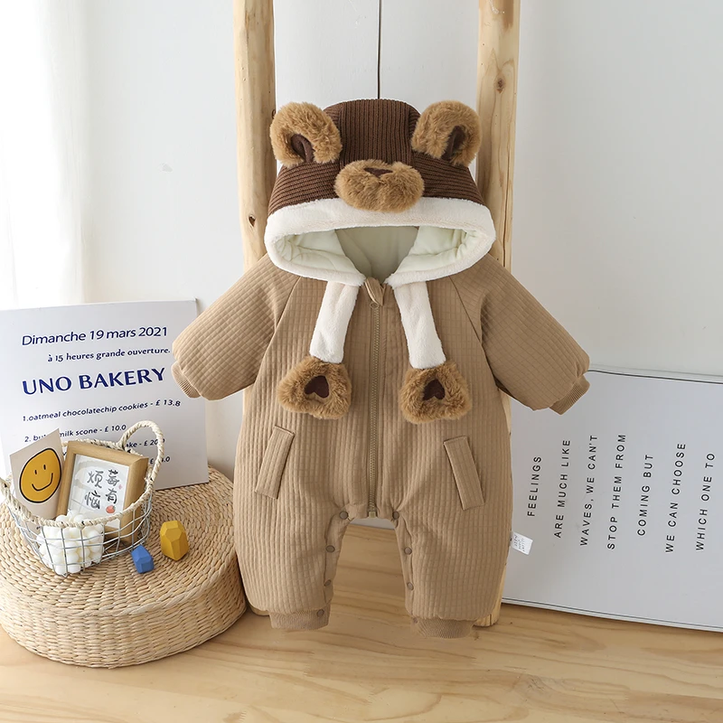 婴儿衣服冬装加厚男宝宝连体衣冬季夹棉保暖棉服幼儿冬天外出爬服