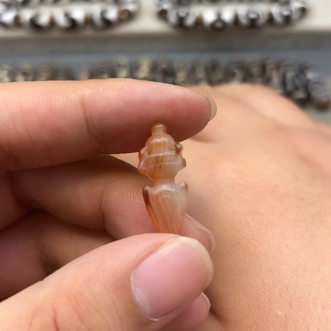 山***m玛瑙/玉髓未镶嵌珠宝半成品