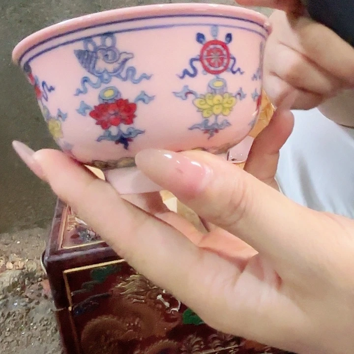 摆件景德镇高温陶瓷八宝纹饰茶碗