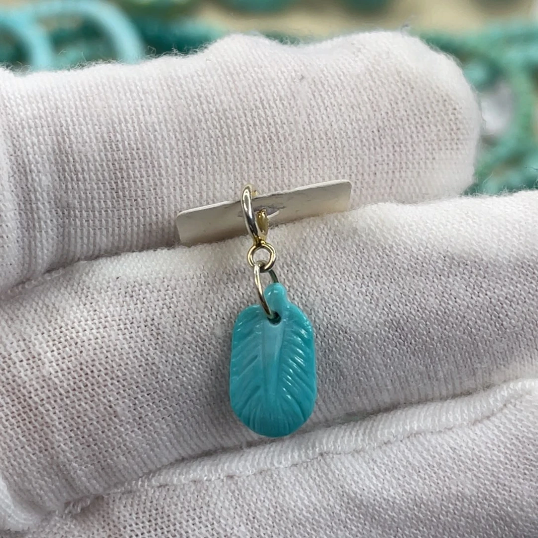 绿松石未镶嵌挂件