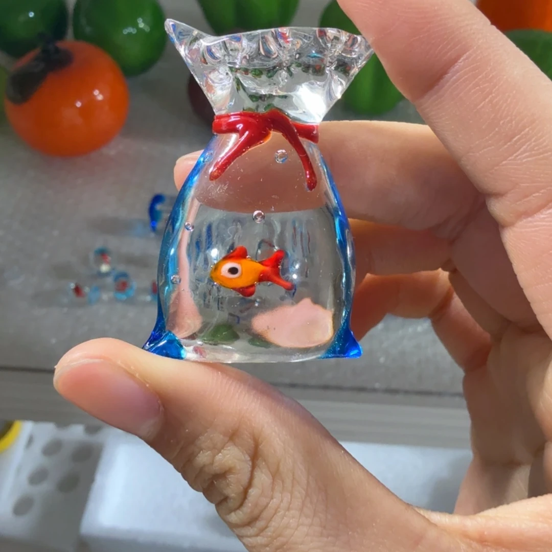 琉璃手工艺品大鱼袋