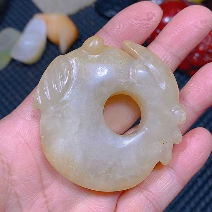 未镶嵌手链和田玉（糖玉）