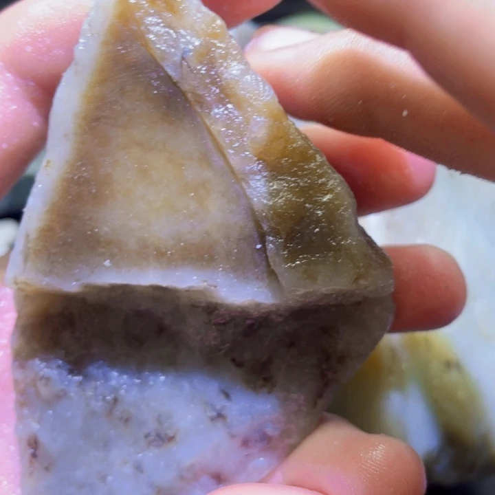 和田玉未镶嵌珠宝半成品