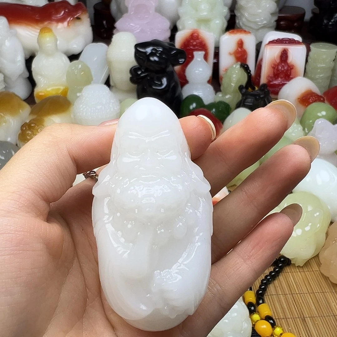 石材青海料子羊脂白达摩