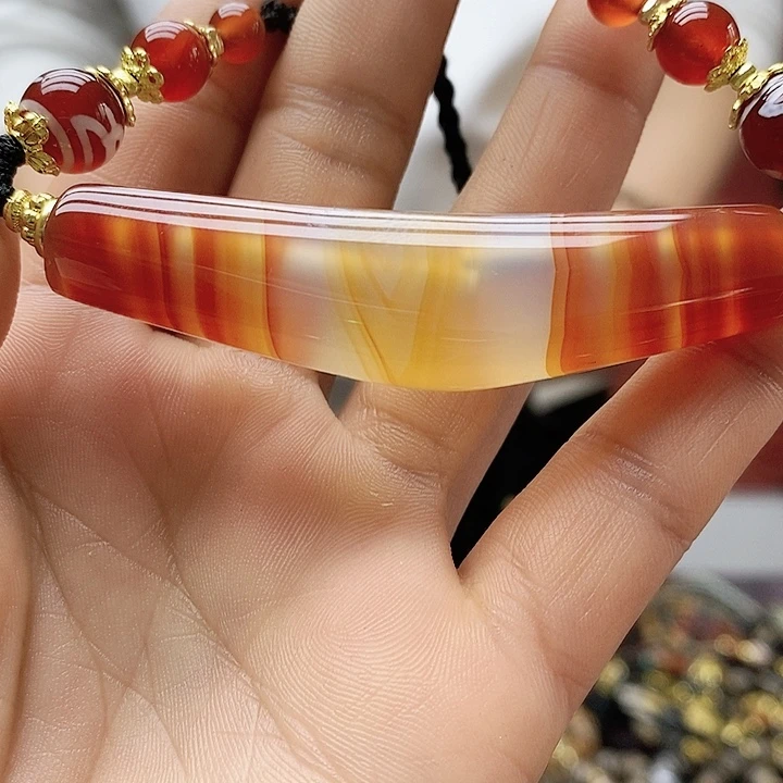 玛瑙/玉髓合金颈饰