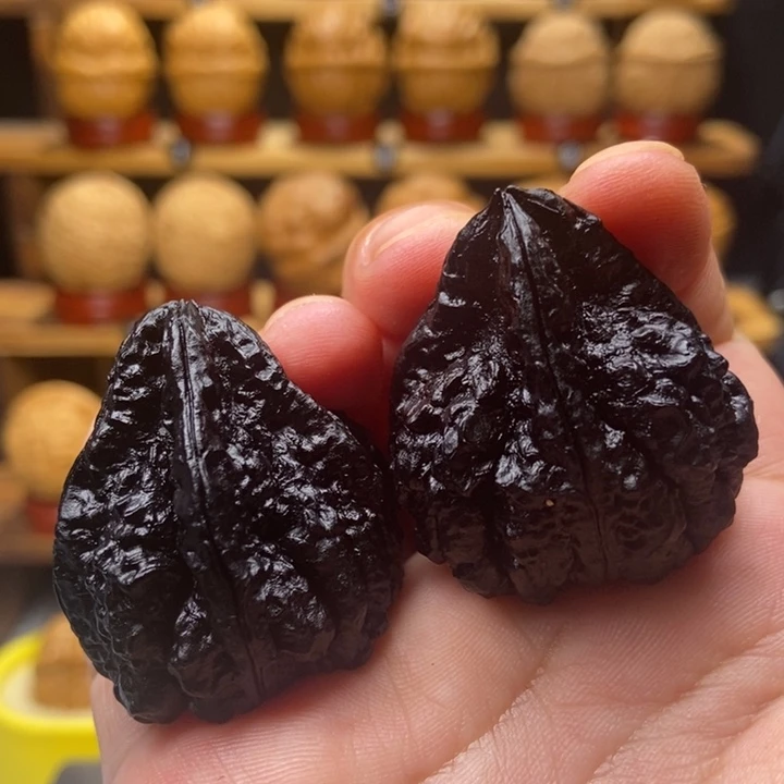 文玩核桃把件金蟾塔四棱13