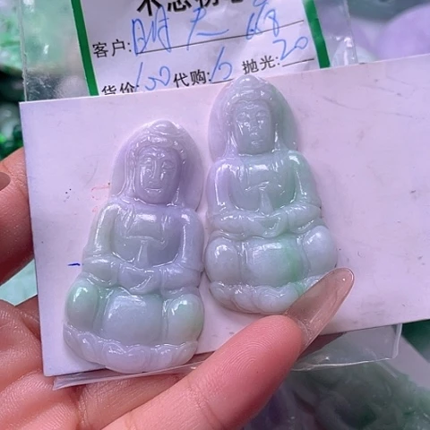 明***活翡翠未镶嵌颈饰缅甸