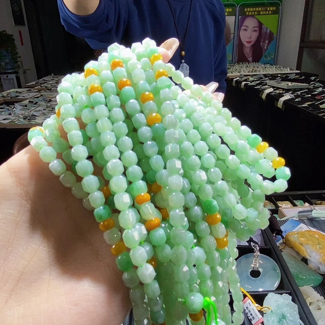 颈饰未镶嵌翡翠多样性仅发一件随机发货