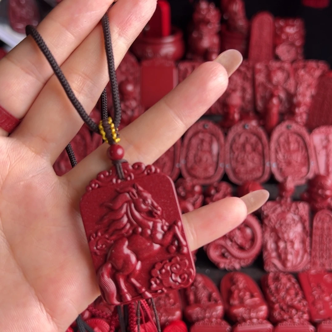 天然辰砂马吊坠挂件