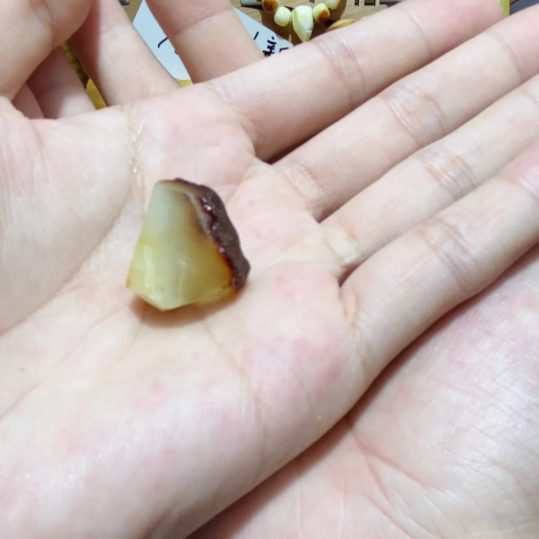 定制琥珀蜜蜡原石