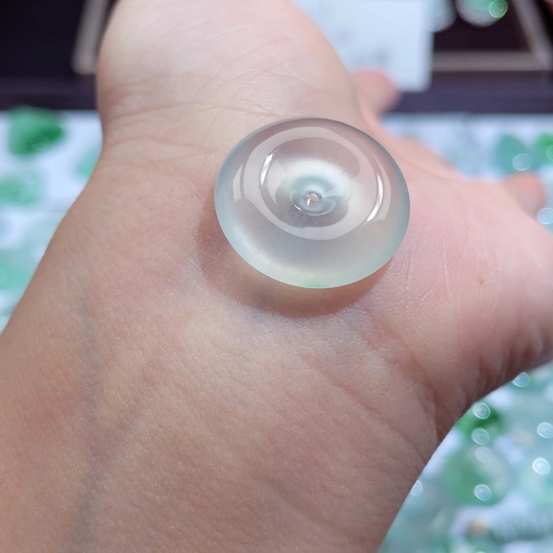 颈饰未镶嵌翡翠平安扣