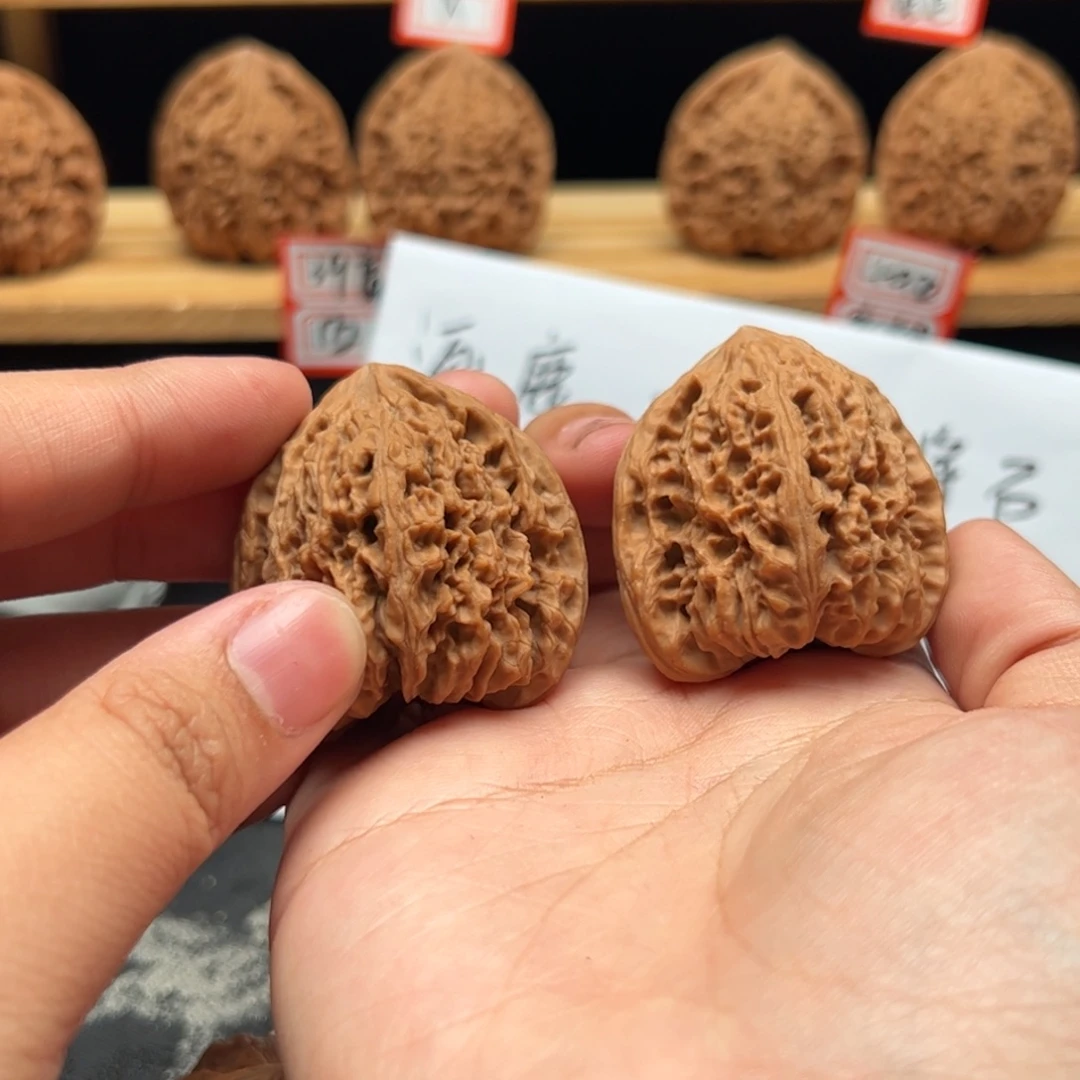 用***8吊坠文玩核桃南疆