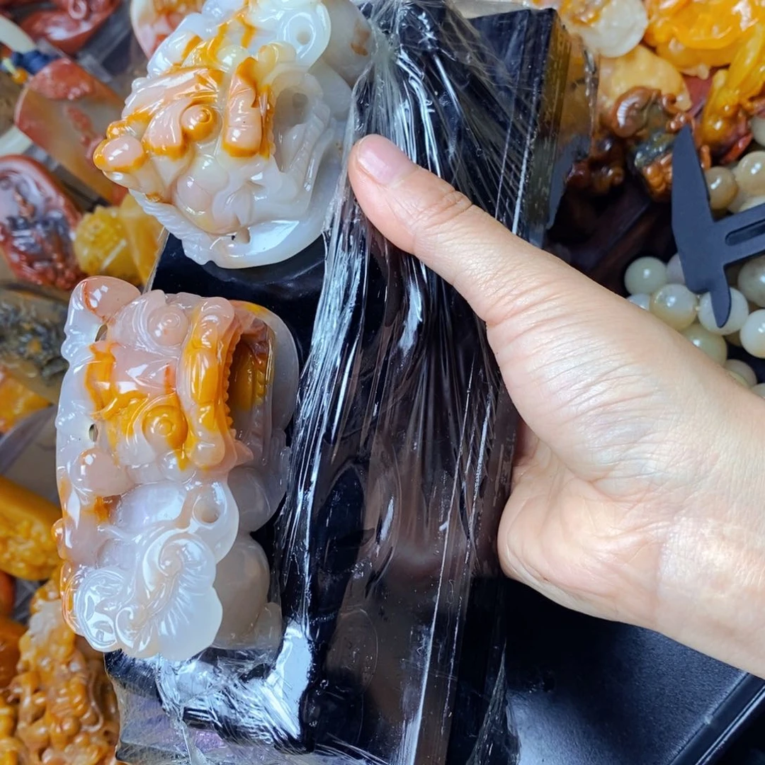 石英质玉（黄龙玉）未镶嵌吊坠(不含链)