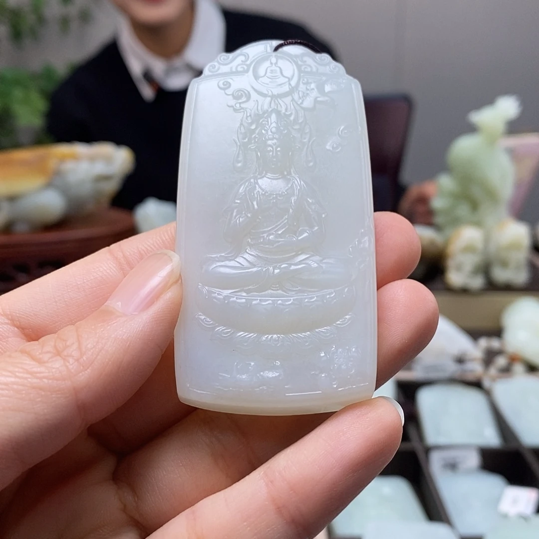 和田玉未镶嵌颈饰