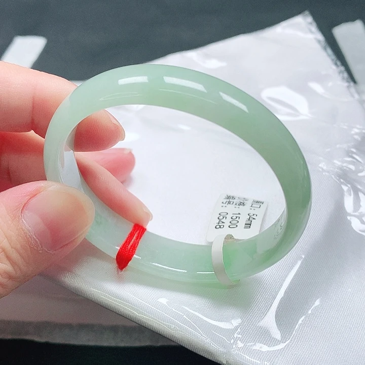 翡翠未镶嵌手镯贵妃54