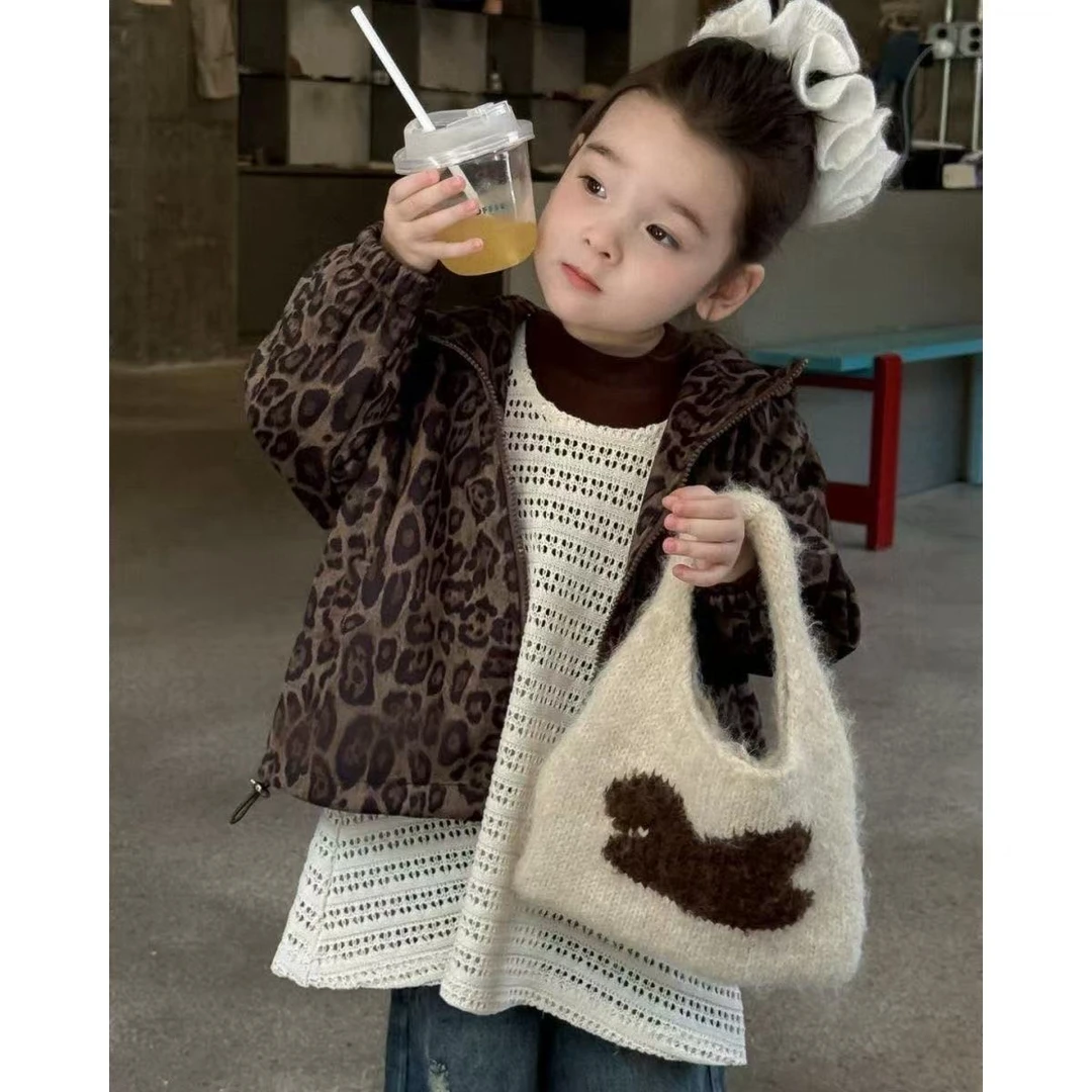 韩版女童外套秋装2025新款洋气儿童豹纹咖色时髦炸街潮酷夹克衫