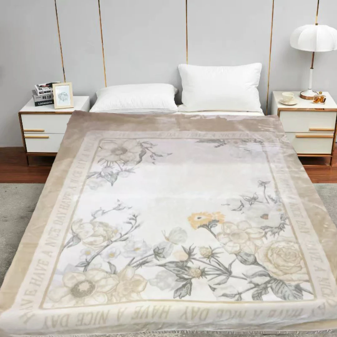 200*230cm 黄色矩形粉茉莉 双层  午睡毯多功能卧室加厚绒毛毯