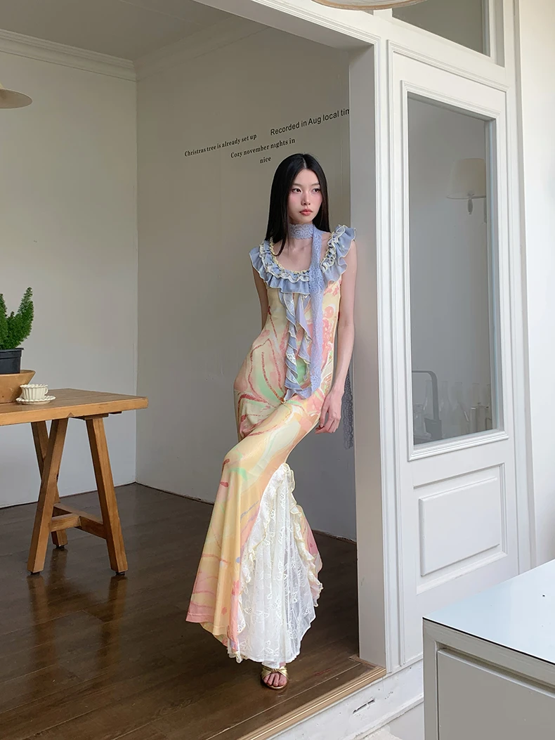 “金粉世家”法式灵动意识流印花撞色连衣裙女度假风高弹荷叶边长裙