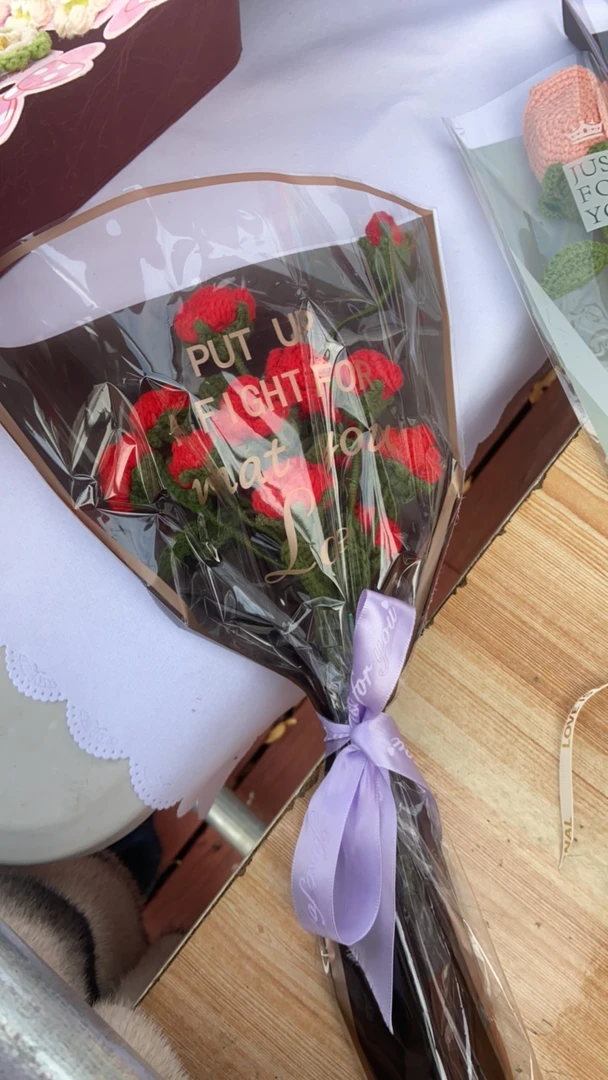 玫瑰花束 19朵玫瑰花花束 永远相爱