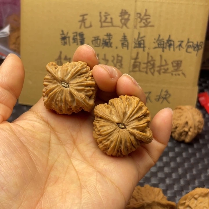 大***木吊坠文玩核桃磨盘不退不换