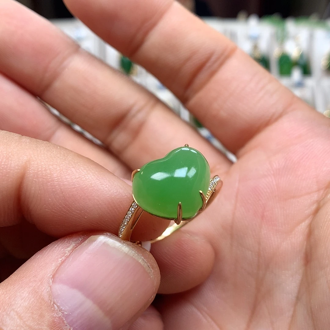 和田玉（碧玉）18K金镶嵌戒指10×12