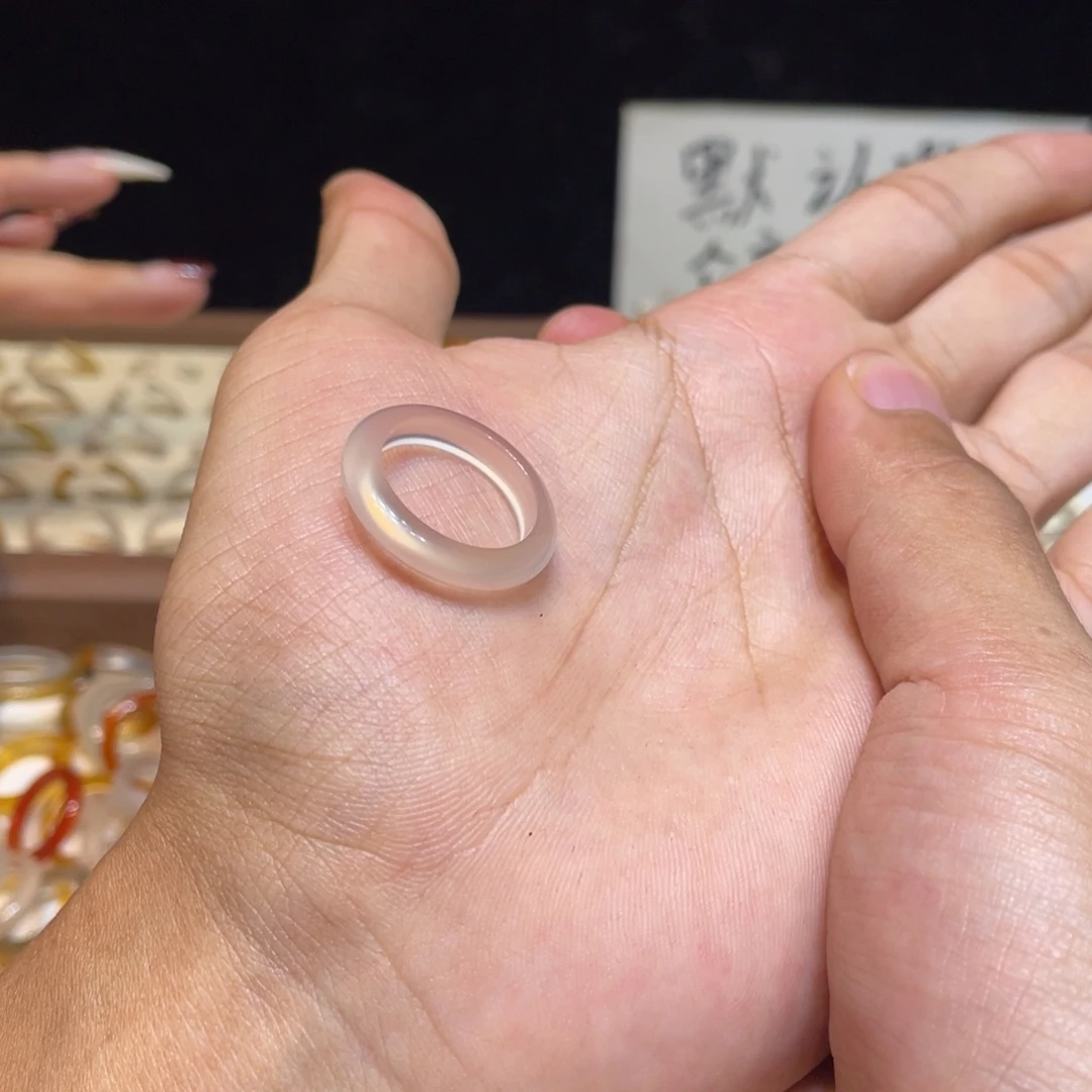 玛瑙/玉髓未镶嵌戒指75号港14 默认瑕疵