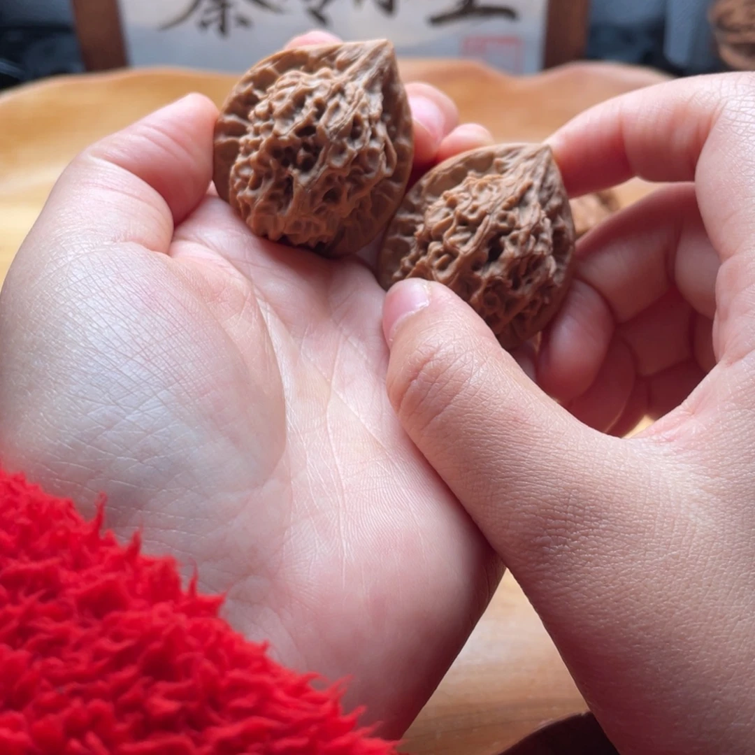 ****苒核桃手串/手链秦岭野生鸡心