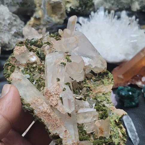 水晶摆件未镶嵌绿帘花园水晶