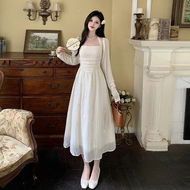 大码女装高级感茶歇法式连衣裙子春夏胖MM挂脖a字裙垂感长裙套装