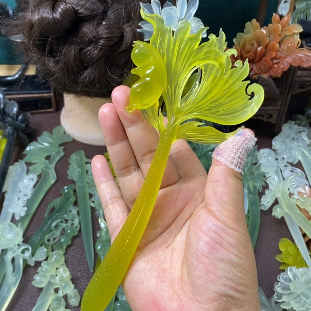 蛇纹石玉未镶嵌发饰